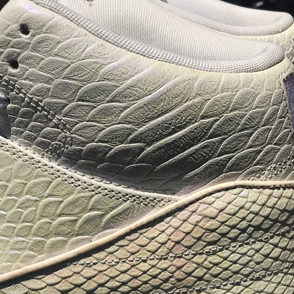 NIKE Cotton Candy Pearl Air Python Snake Print Sneakers - Picture 6 of 15